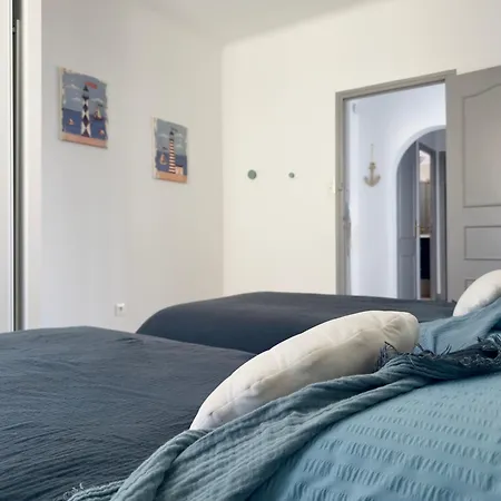 Front De Beau T3 Climatise Balcon Parking *