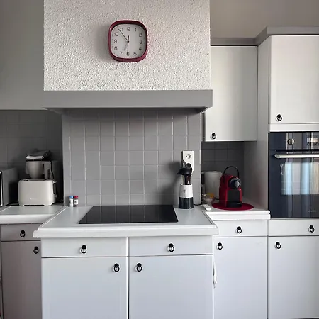 Front De Beau T3 Climatise Balcon Parking Apartament *