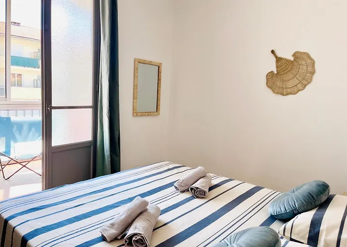 Front De Beau T3 Climatise Balcon Parking Apartment Ajaccio (Corsica)