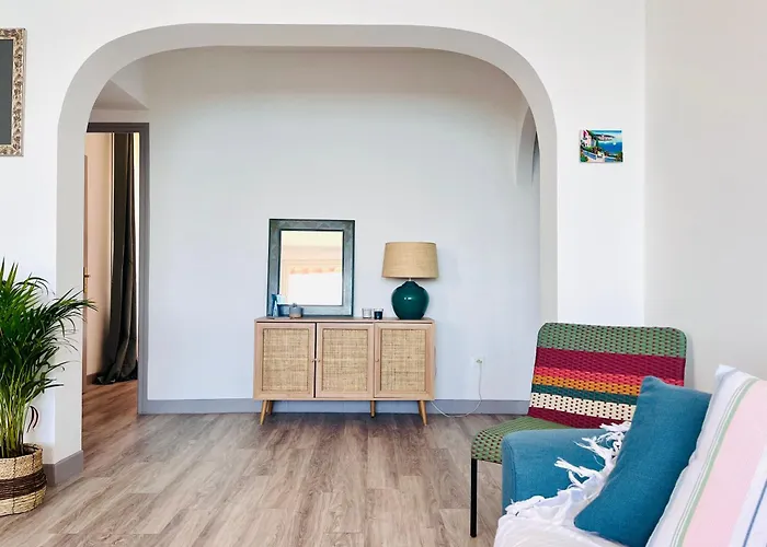 Apartment Front De Beau T3 Climatise Balcon Parking