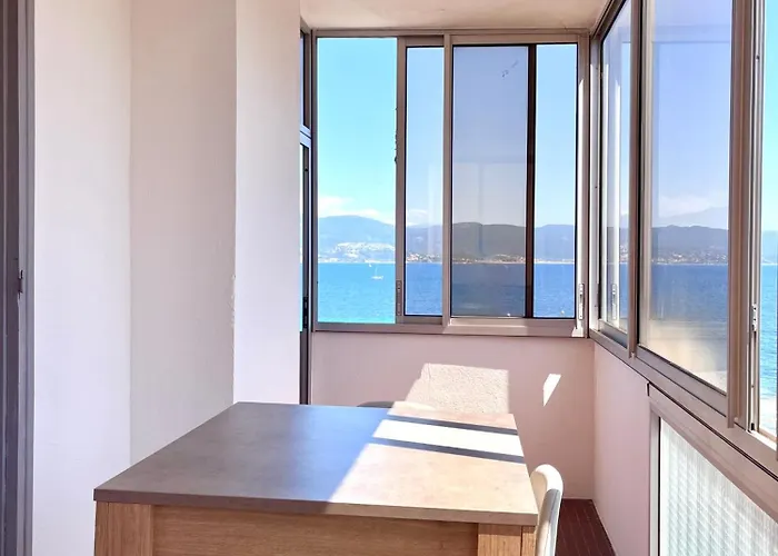 Apartment Front De Beau T3 Climatise Balcon Parking Ajaccio (Corsica)