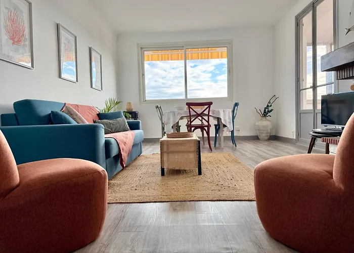 Front De Beau T3 Climatise Balcon Parking * Ajaccio (Corsica)